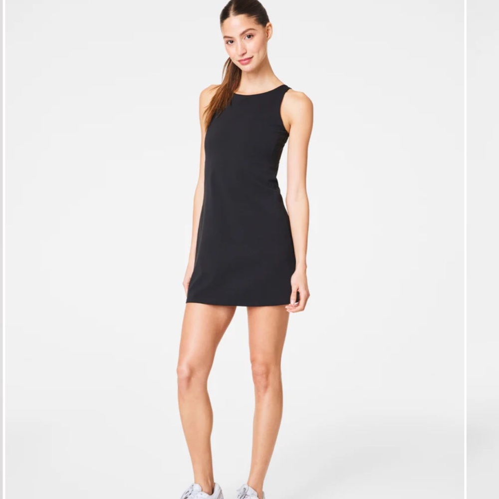 SPANX Get Moving Athletic Dress Medium EUC